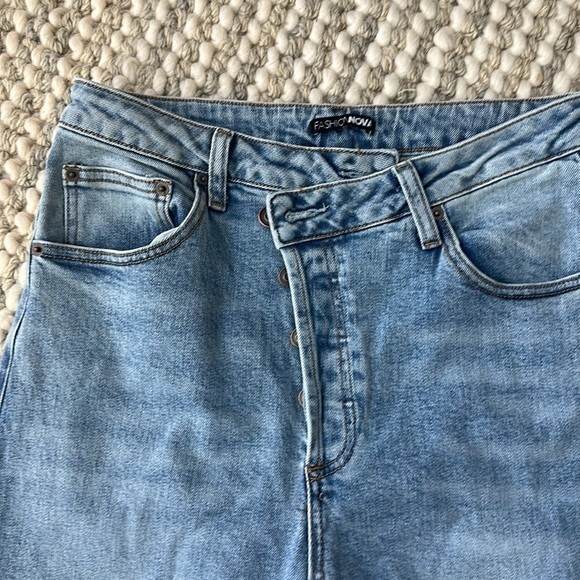 Jeans Bell‎ bottom, cross over waist - Picture 5 of 9